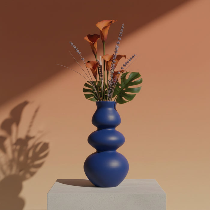 Modern Sculptural Vase “Elara” with Color Personalization