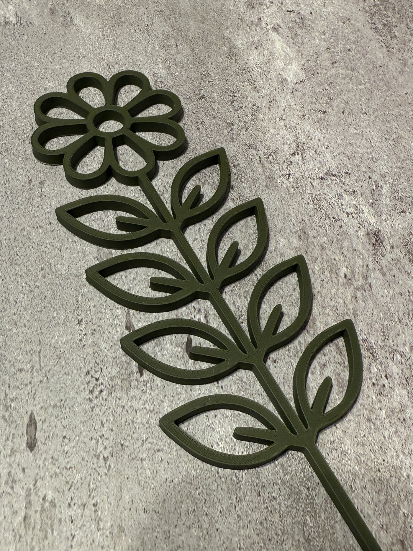 Floro floral plant support stake for indoor climbing plants, detail view