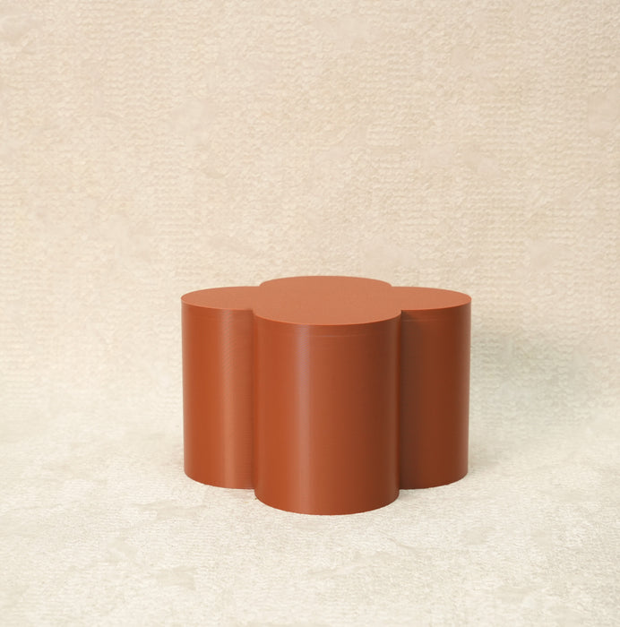 “Bloom” plant stand showing rounded petal shape