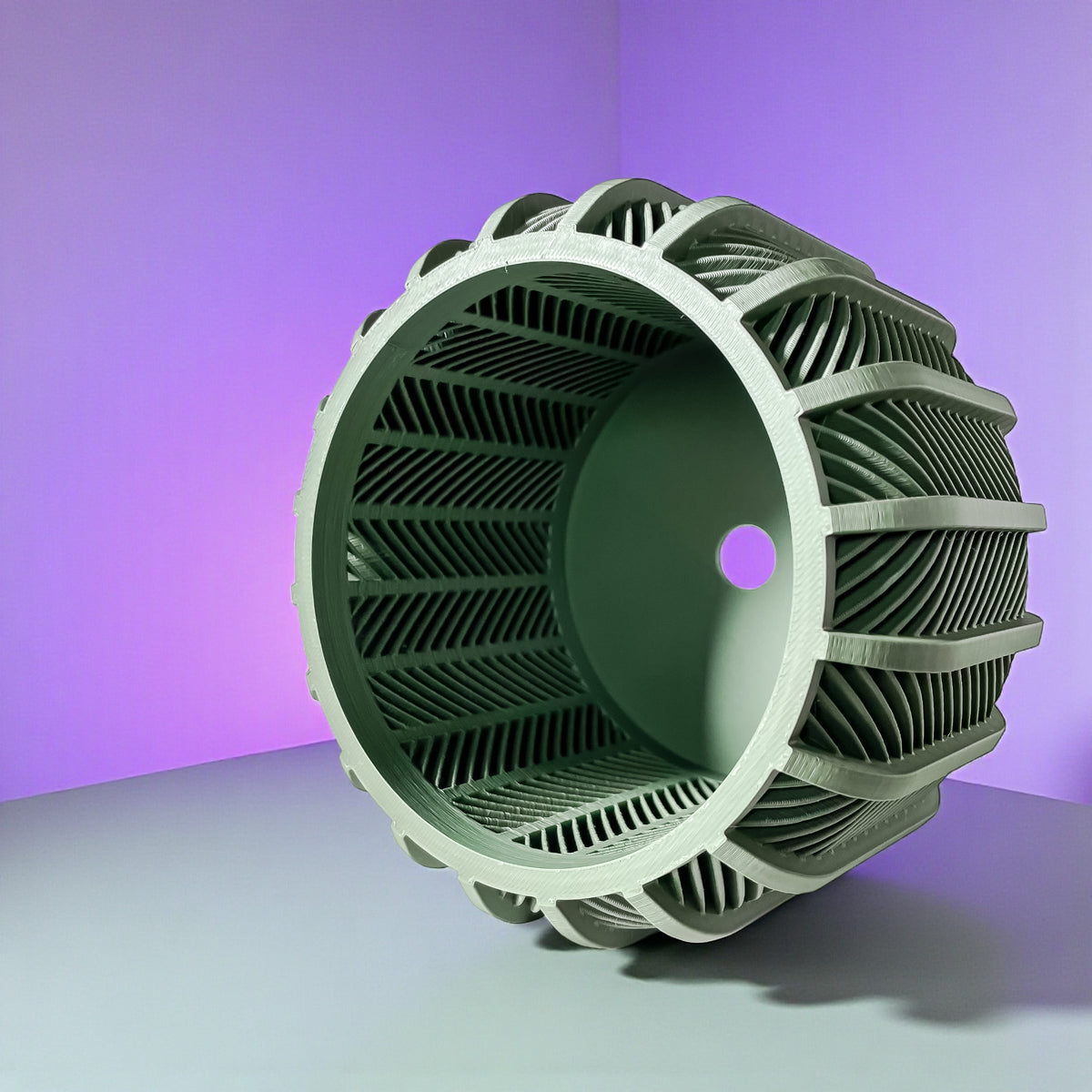 Rodex structured lattice ventilated orchid pot, indoor display view
