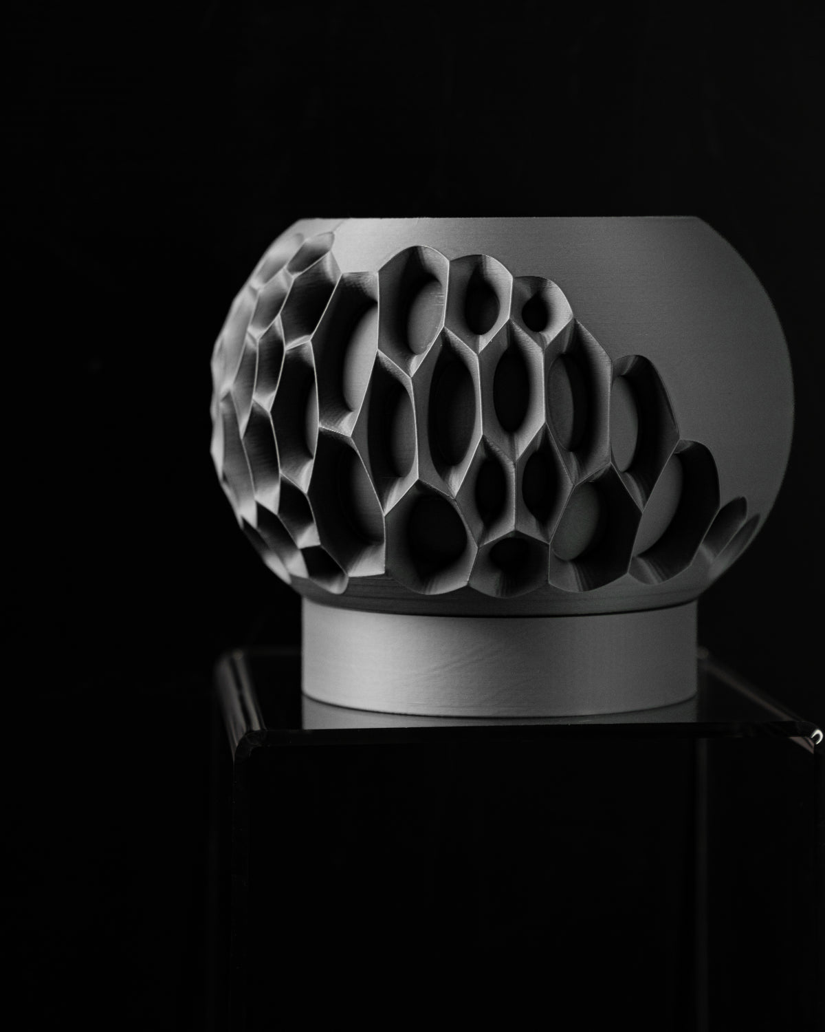 Virus sculptural indoor planter, product view 2