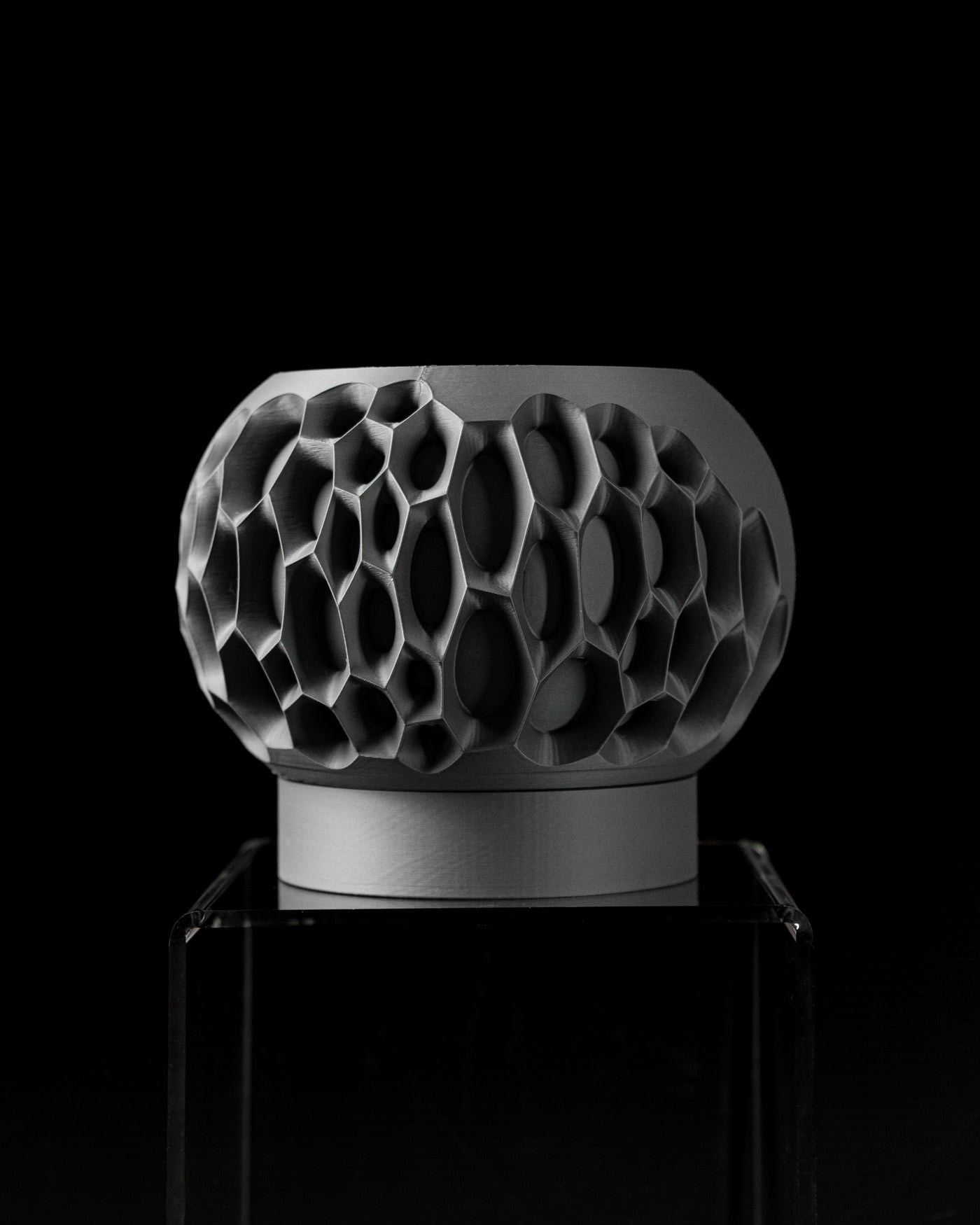 Virus sculptural indoor planter, product view 4