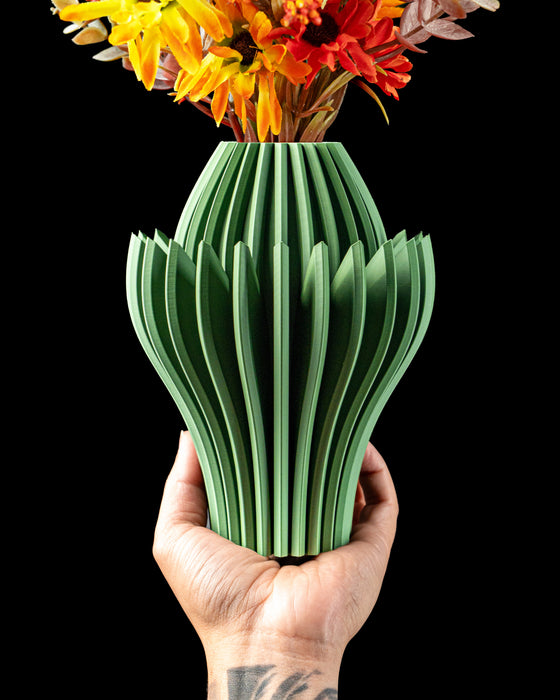 Calyra botanical flower vase with ribbed central bud and outer petals