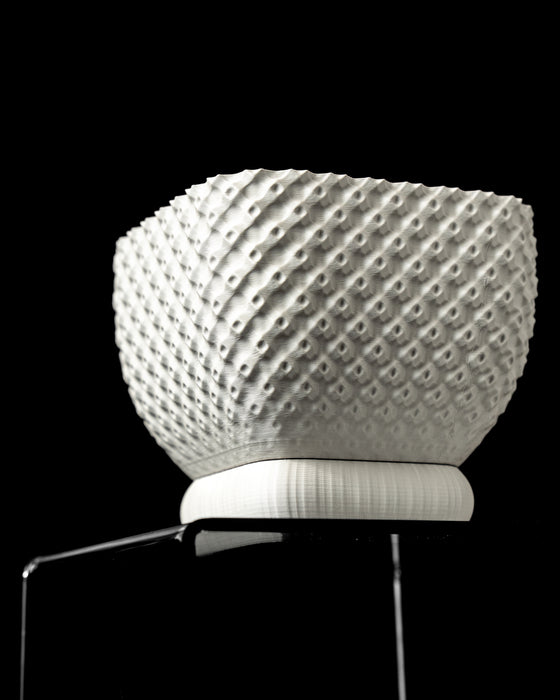 Connect rounded-square planter side view with diagonal dotted texture