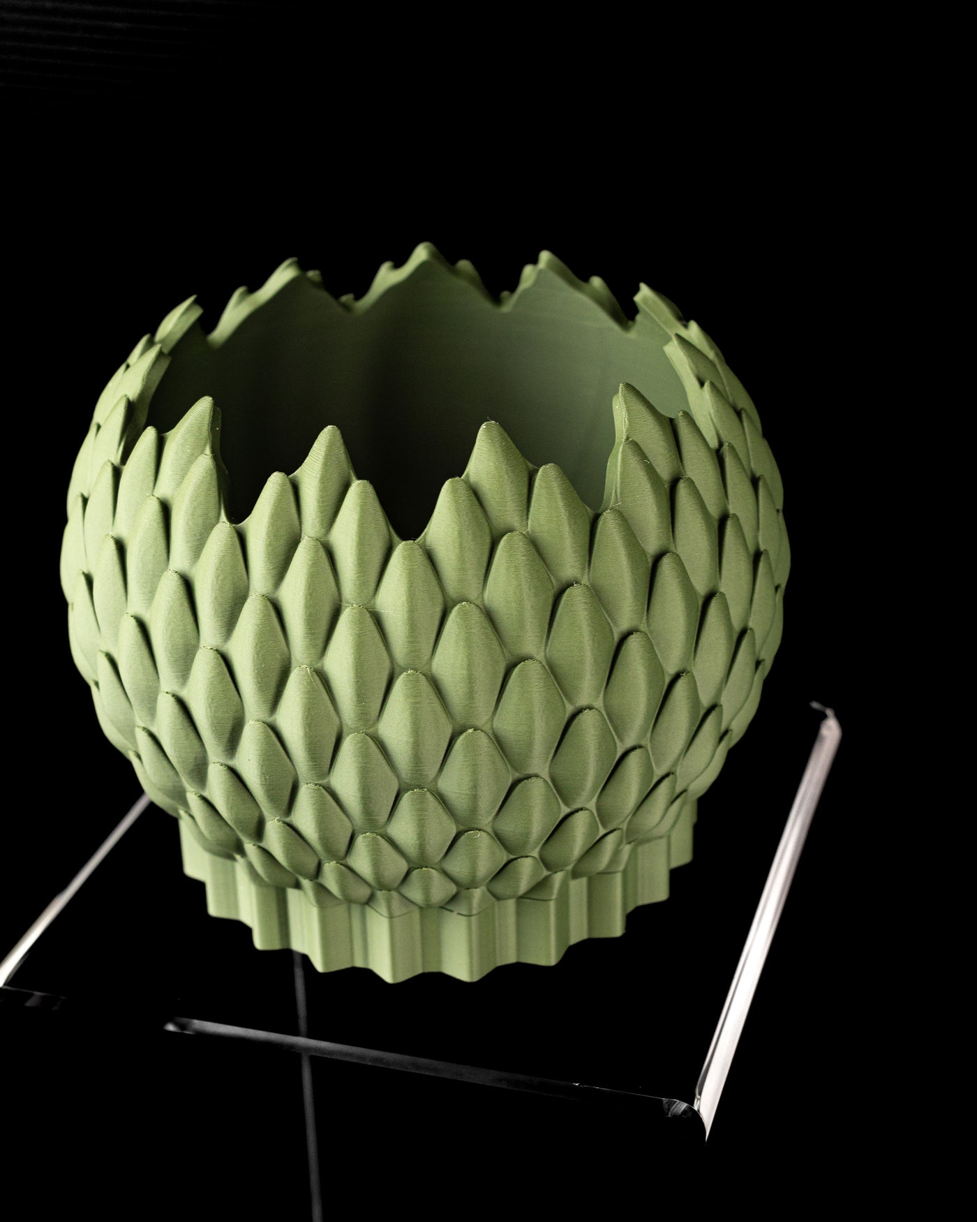 Dragon Scale scale texture indoor planter, product view 5