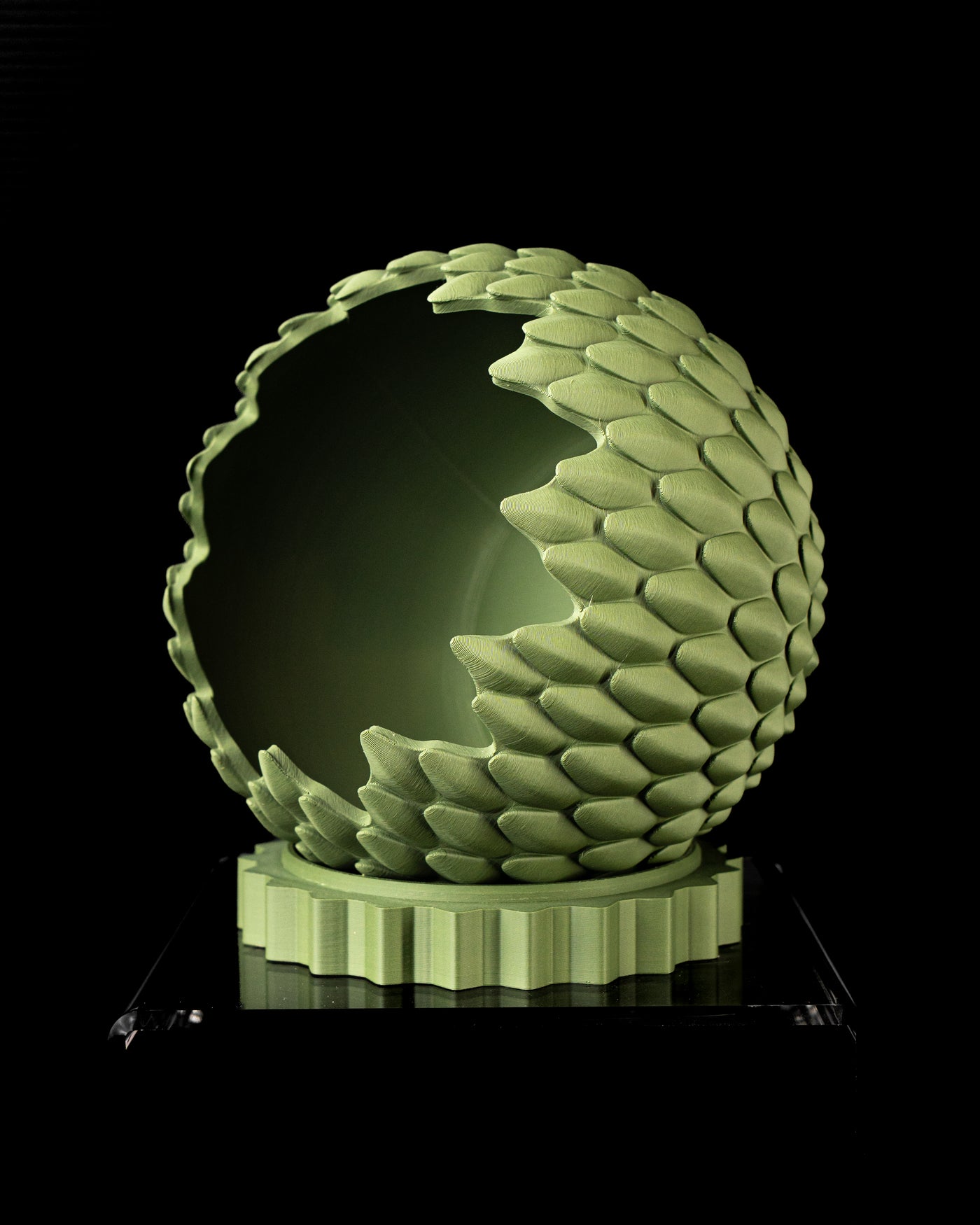 Dragon Scale scale texture indoor planter, product view 6