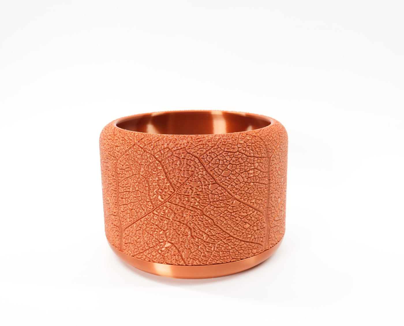 Leaf Vein a raised botanical vein pattern wrapped around a rounded body indoor planter, top opening view