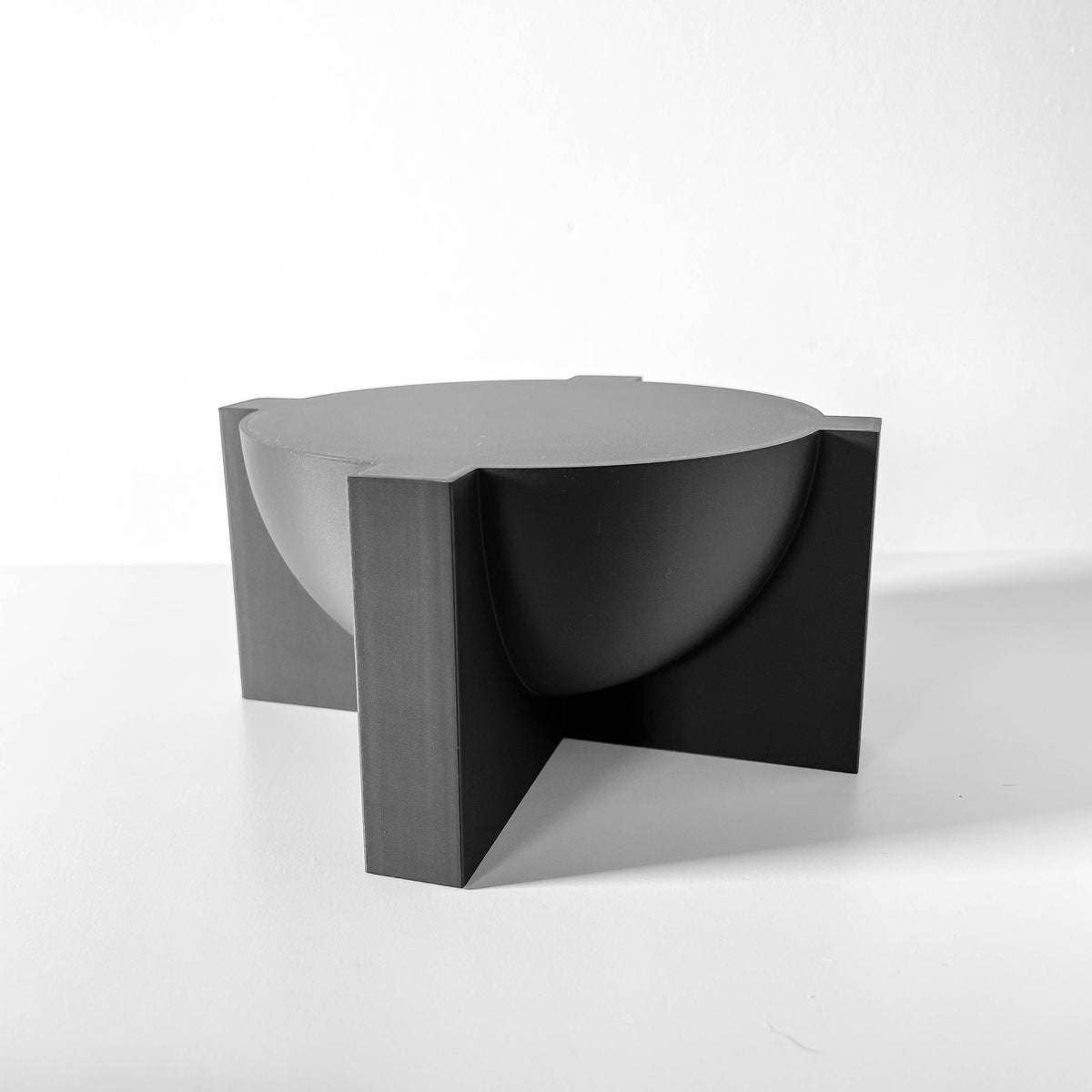 Lasi modern architectural pedestal for indoor planters, alternate view