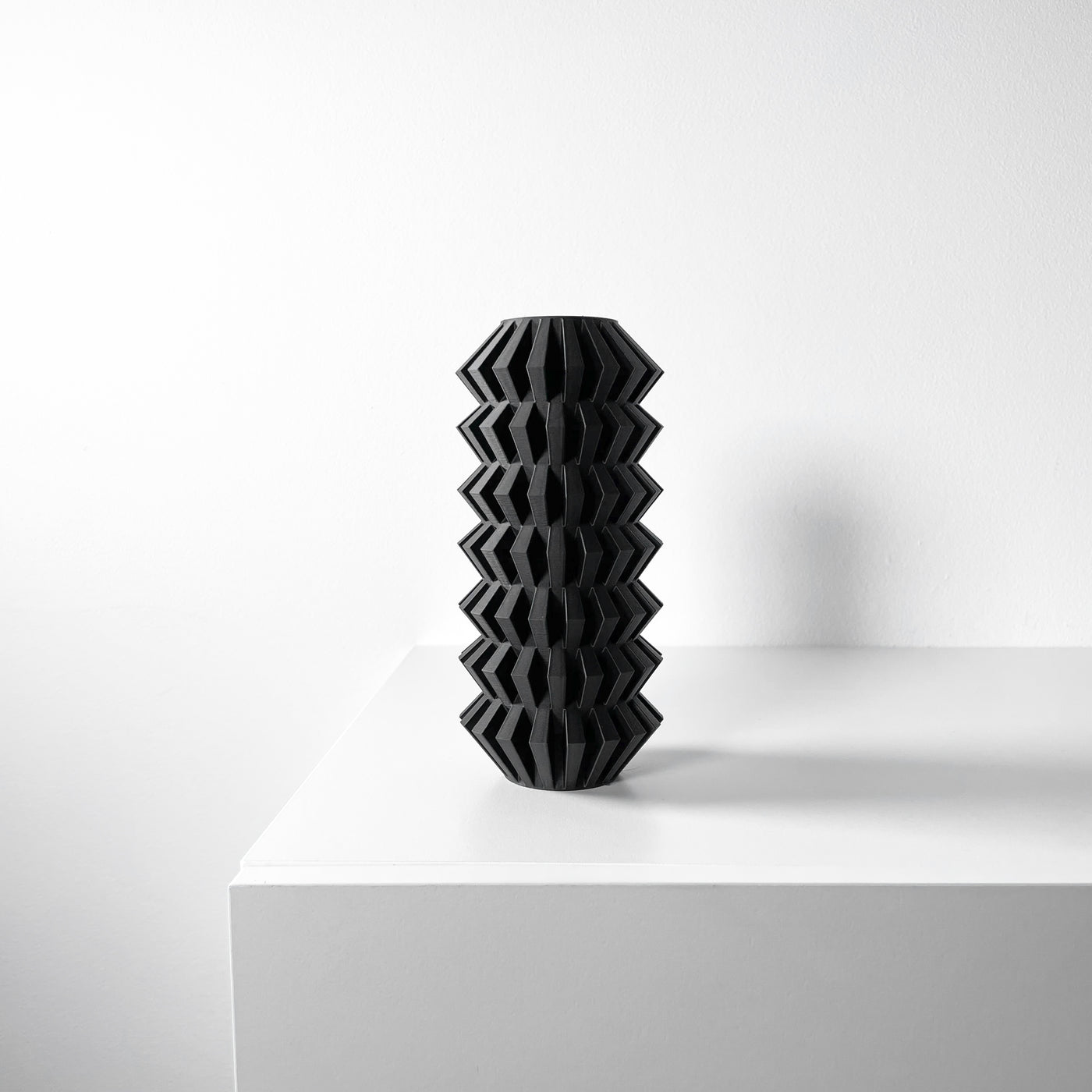 Lomo geometric vase for flowers, product view 1