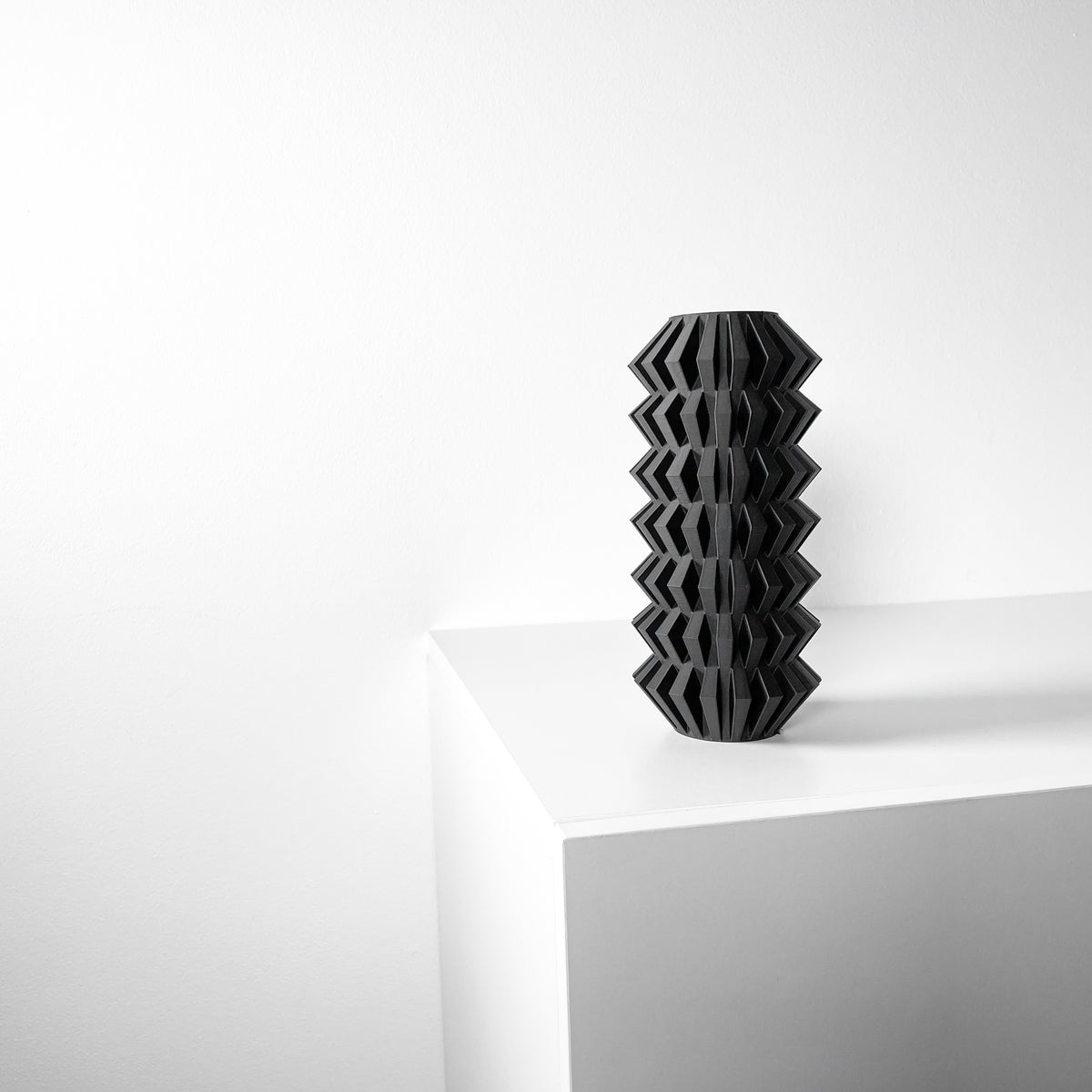 Lomo geometric vase for flowers, product view 2