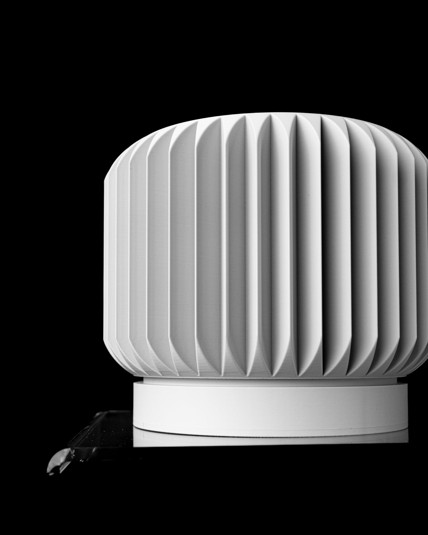Nila ribbed pedestal planter for indoor plants, front view
