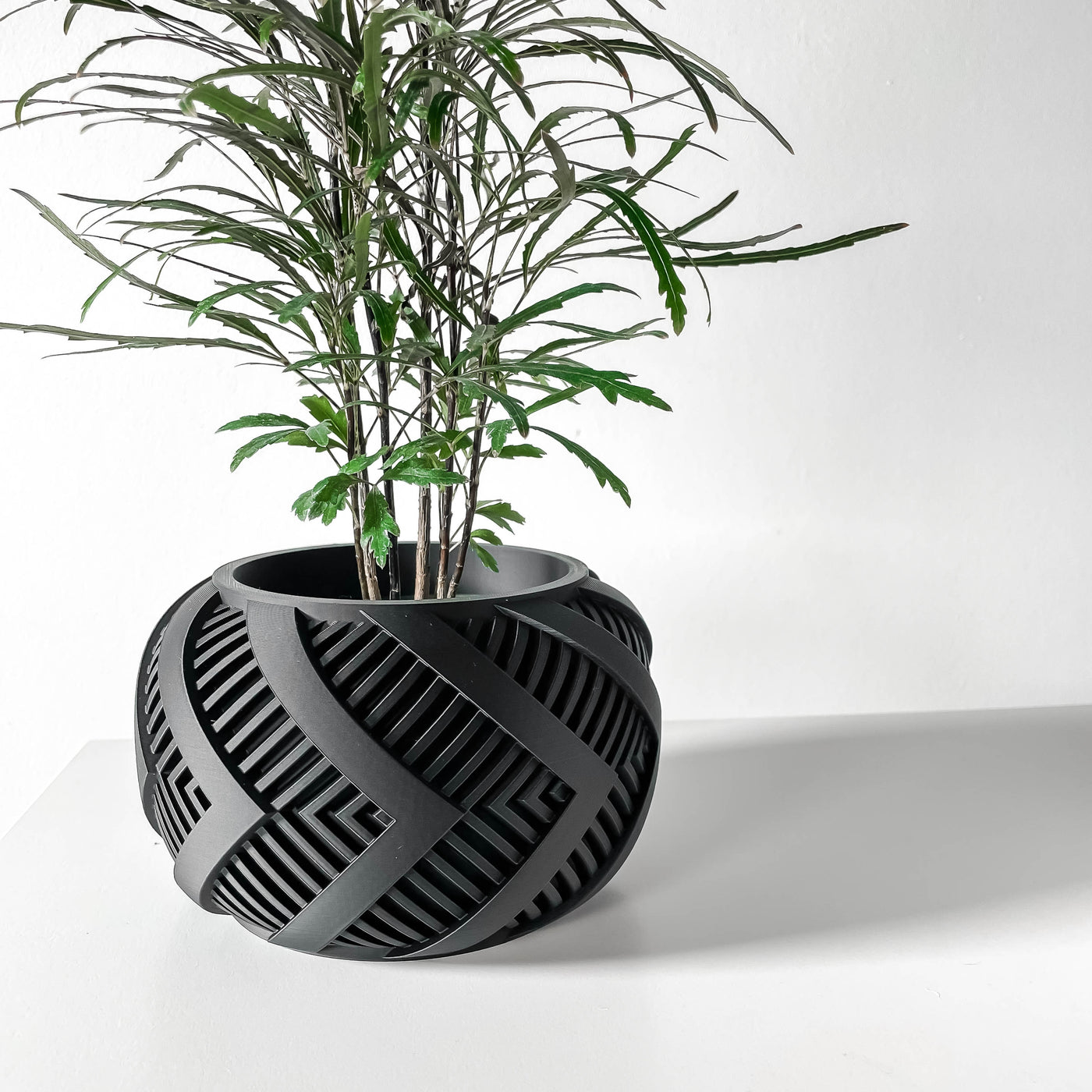 Alko ribbed indoor planter, product view 3