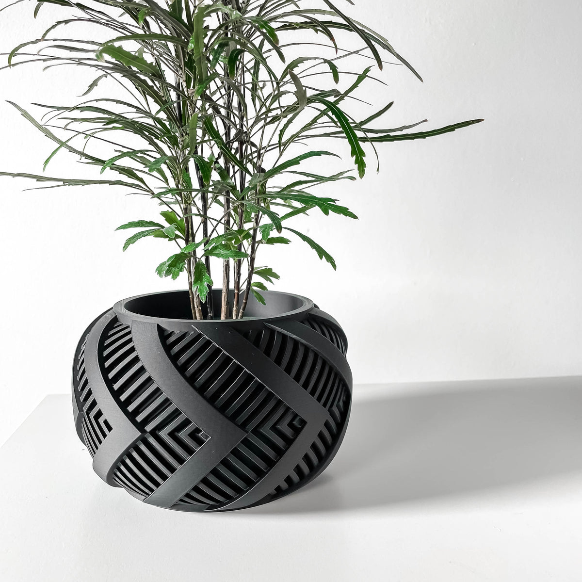 Alko ribbed indoor planter, product view 3