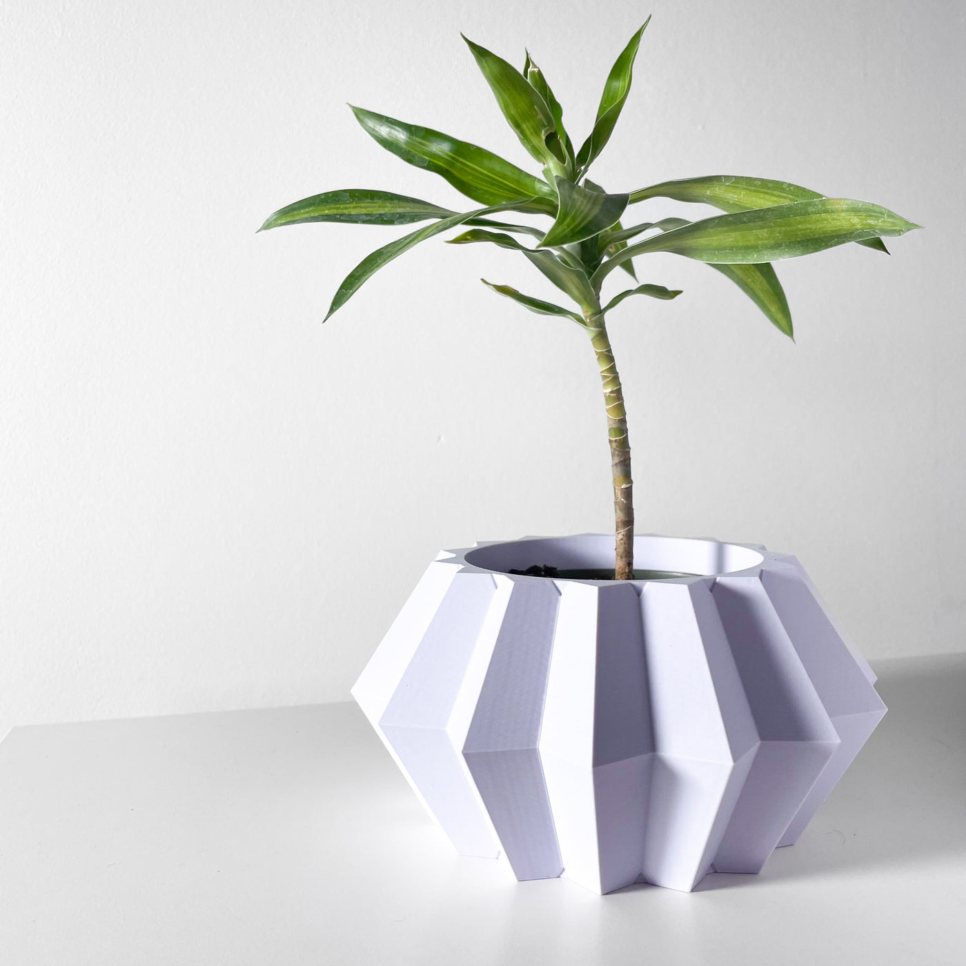 Jun layered indoor planter, product view 2