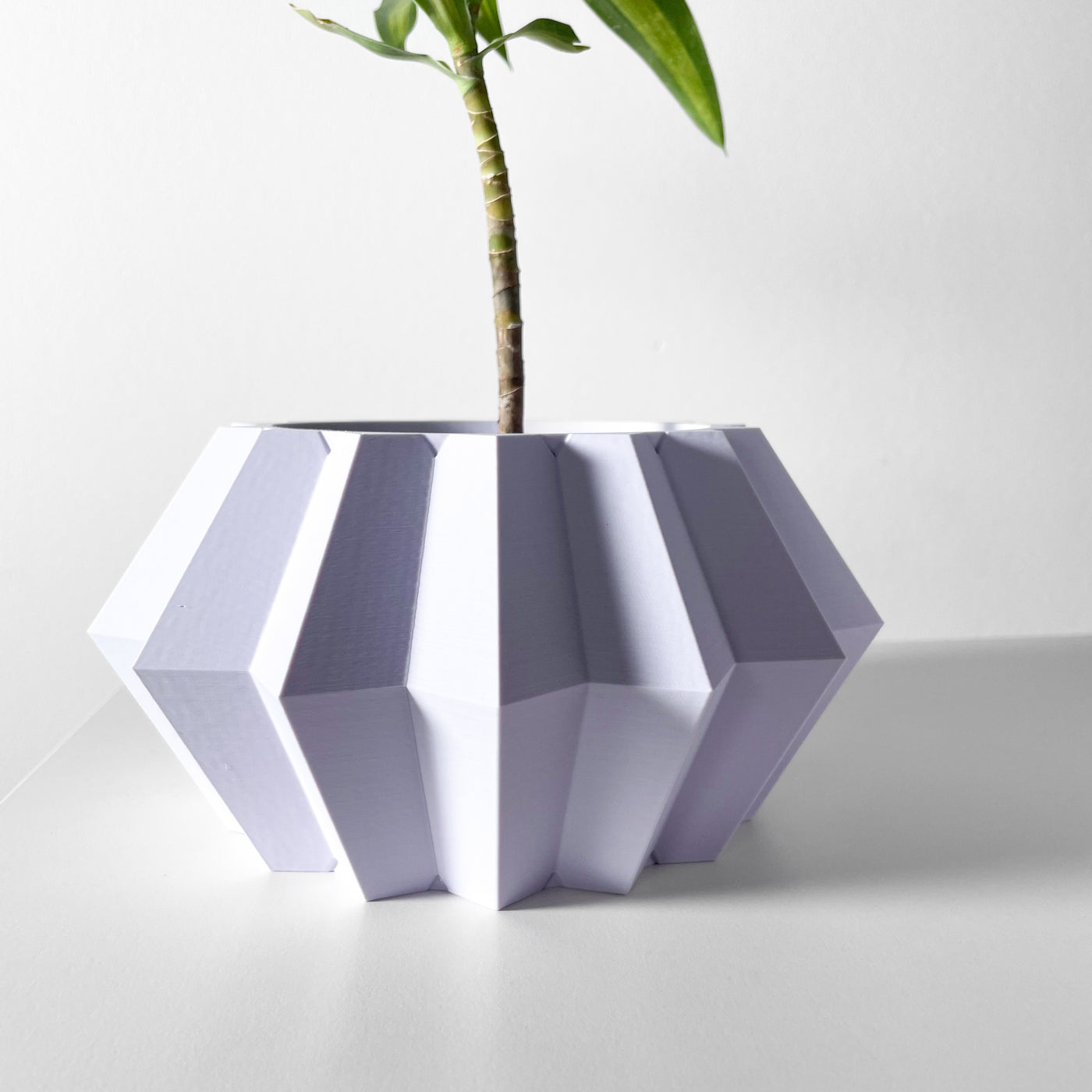 Jun layered indoor planter, product view 3