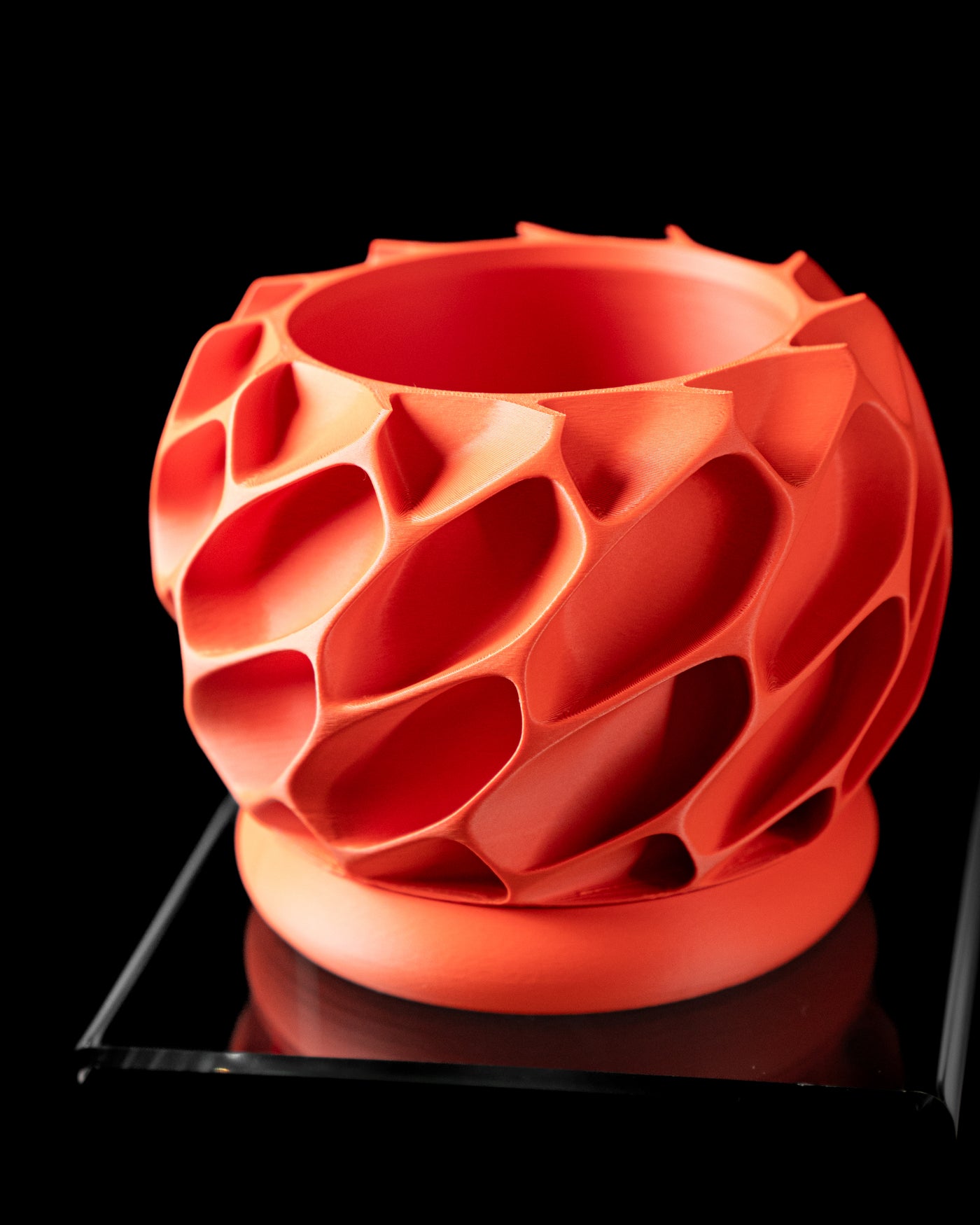 Exo organic texture indoor planter, product view 4