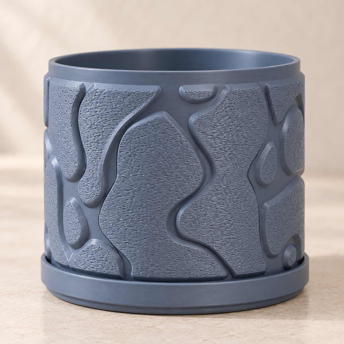 Side view of Flow 3D printed planter showing continuous sculpted surface lines