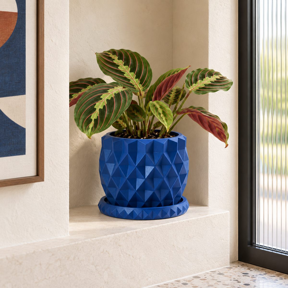Prizma geometric planter with detailed faceted triangular planes