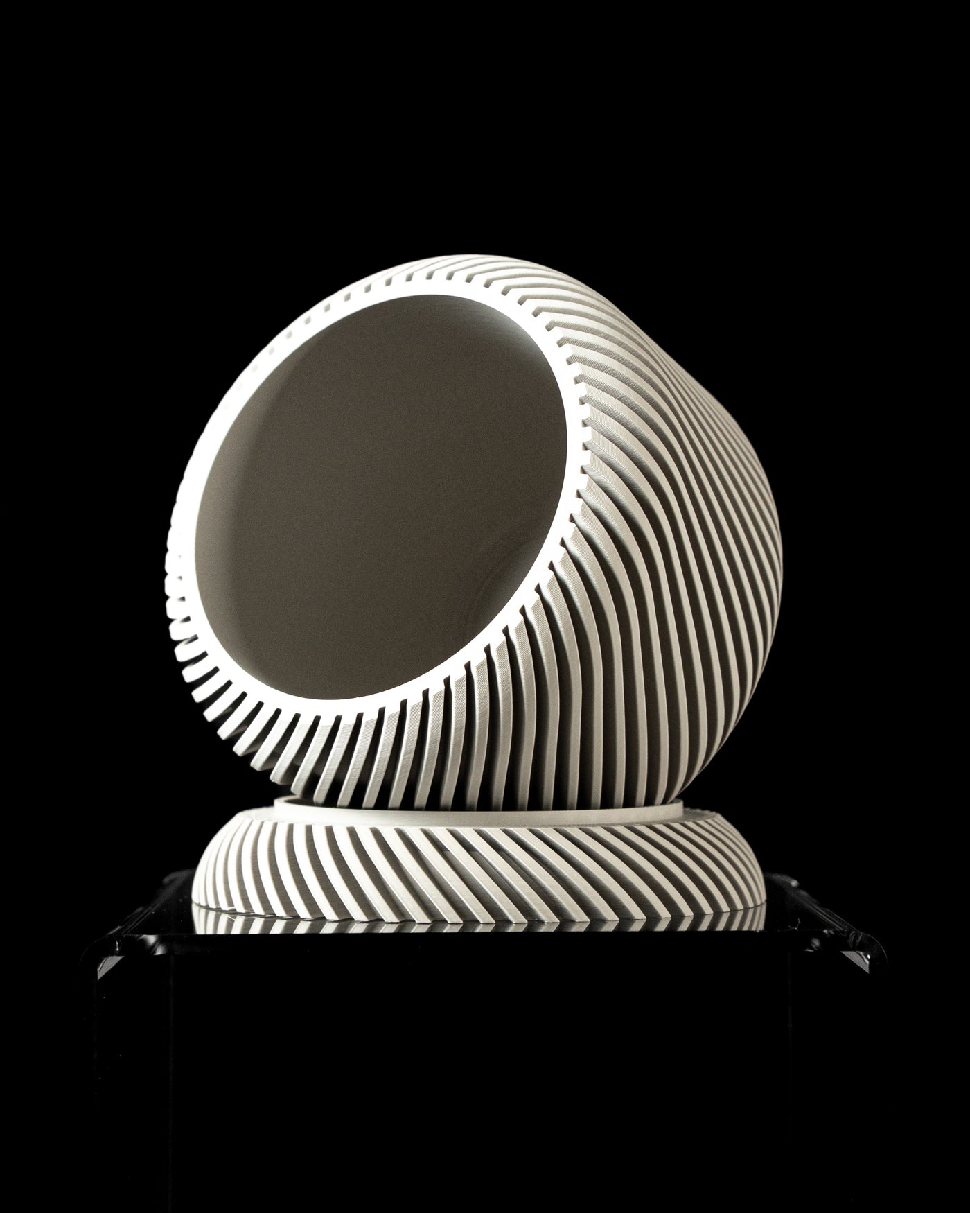 Slant ribbed indoor planter, product view 3