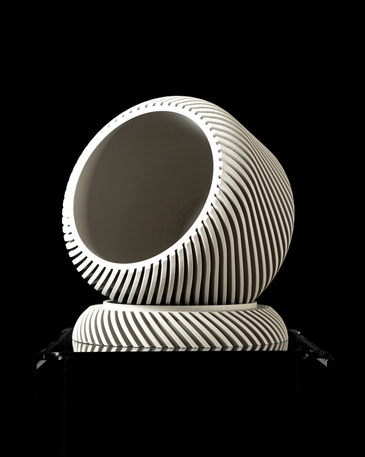 Slant ribbed indoor planter, product view 3