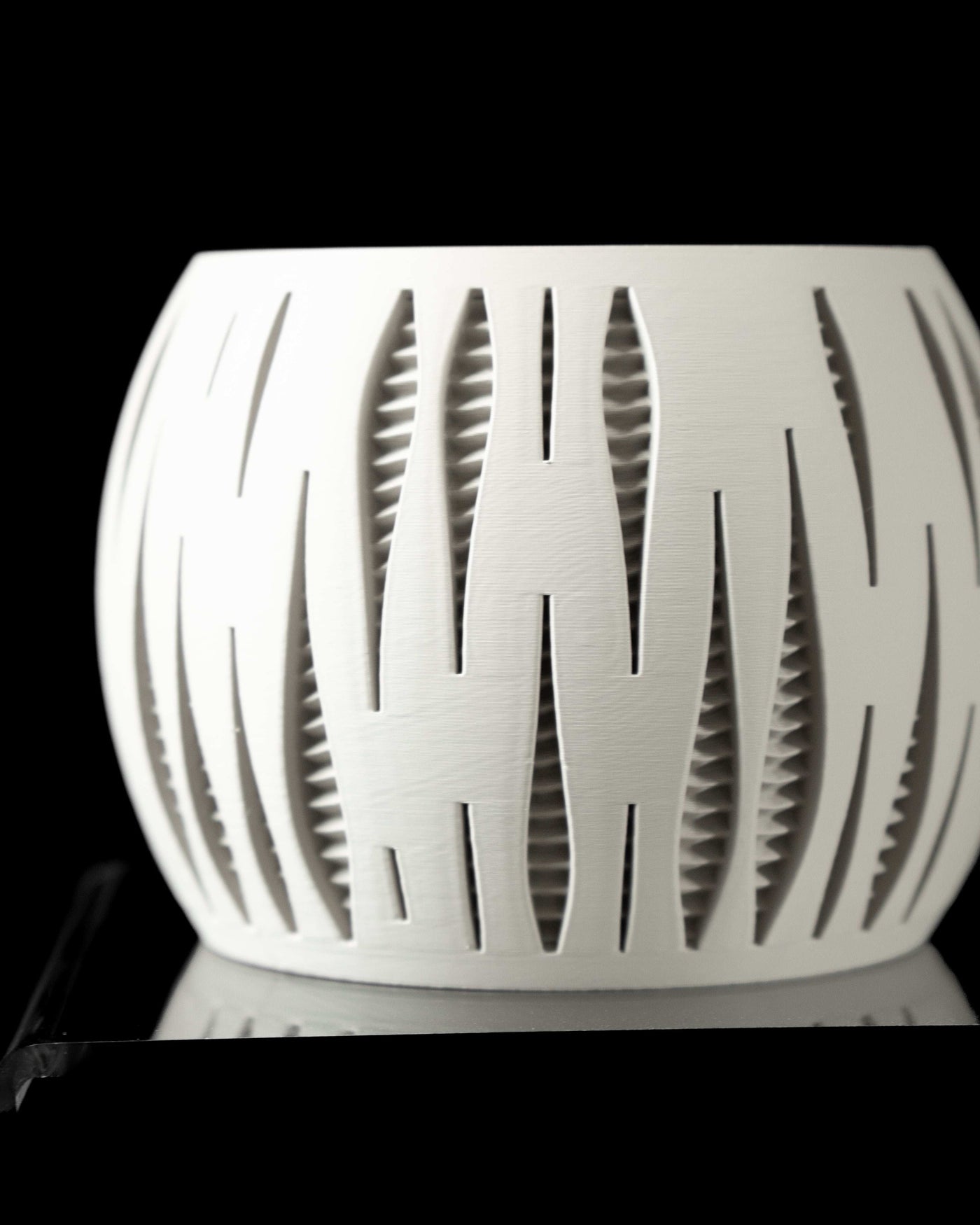 Split layered indoor planter, product view 3