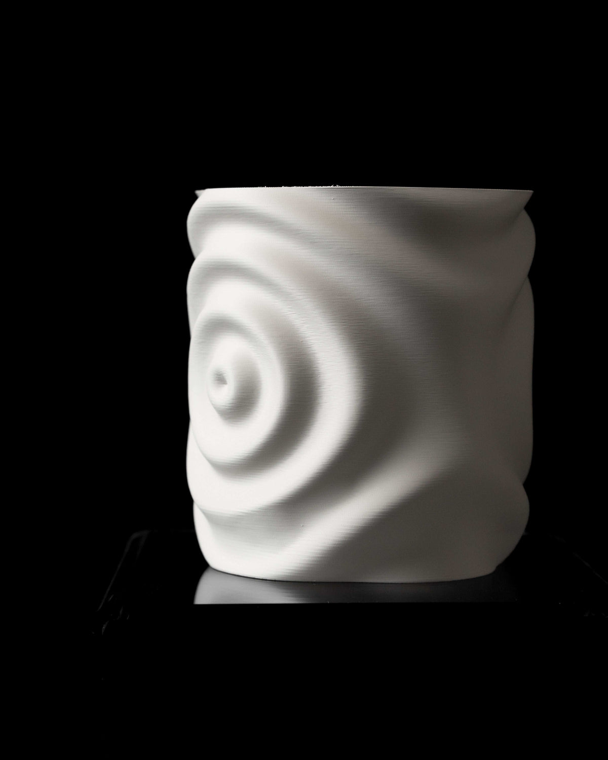 Waterdrop organic texture indoor planter, product view 4