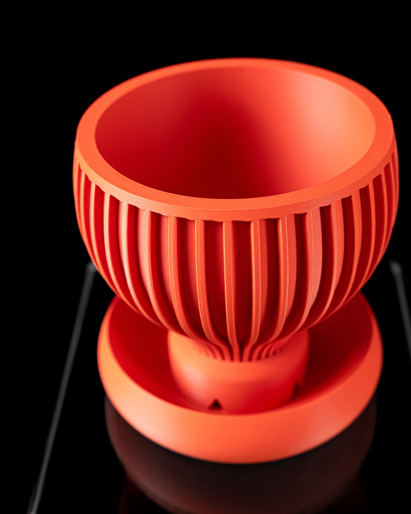 Yin ribbed indoor planter, product view 6