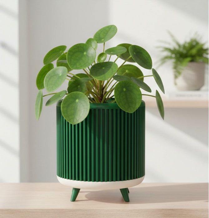 Planter pot “Quadra”– Ribbed 3D-Printed Planter with Legs