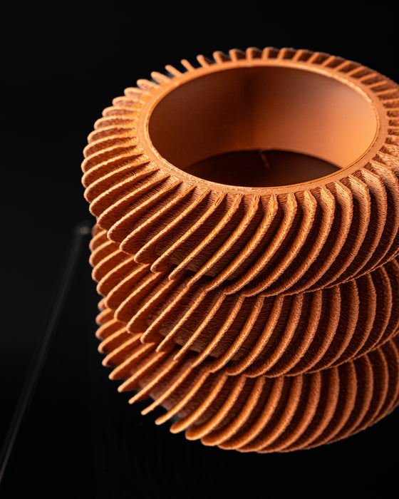 Toren spiral planter close-up showing inner vessel and diagonal ribs