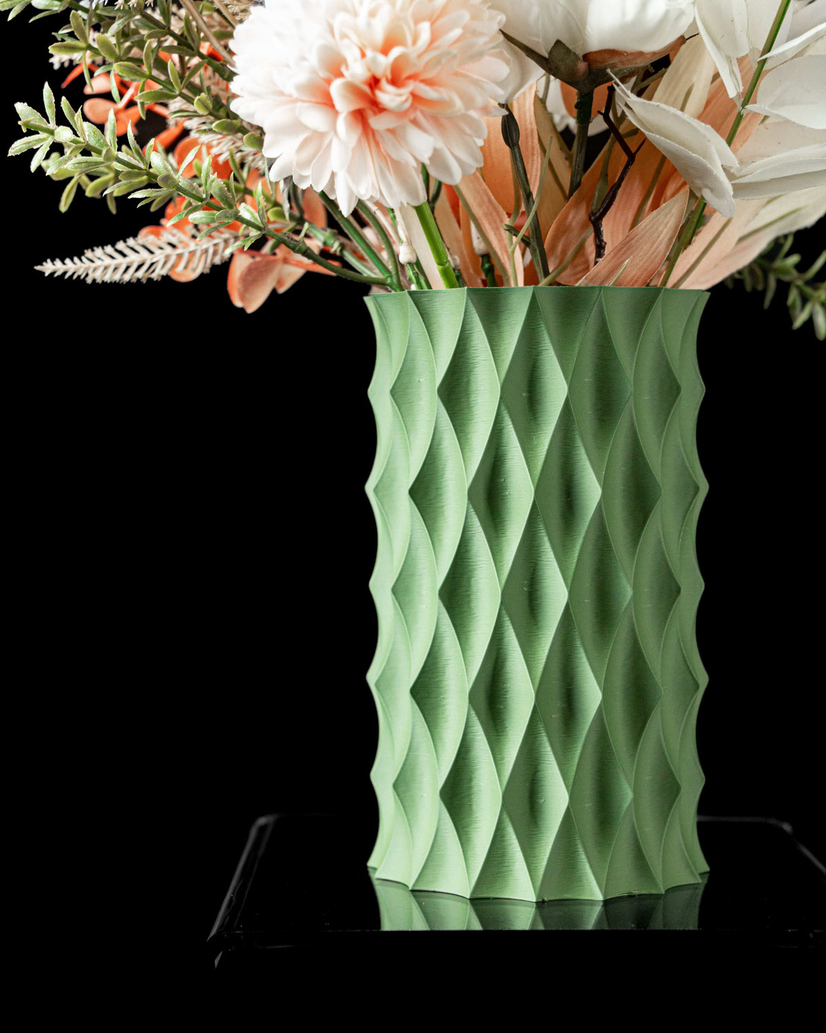 Diamond tall diamond-pattern vase for flowers, product view 1