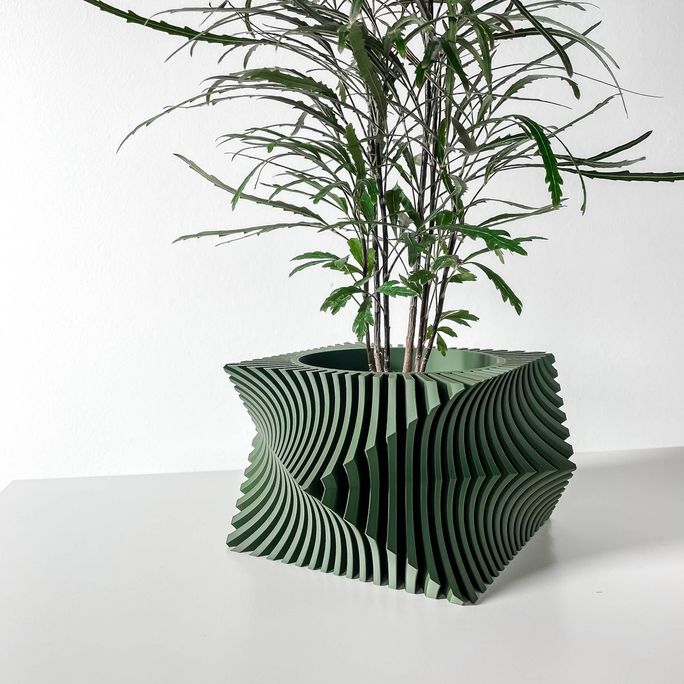 Anio spiral indoor planter, product view 3