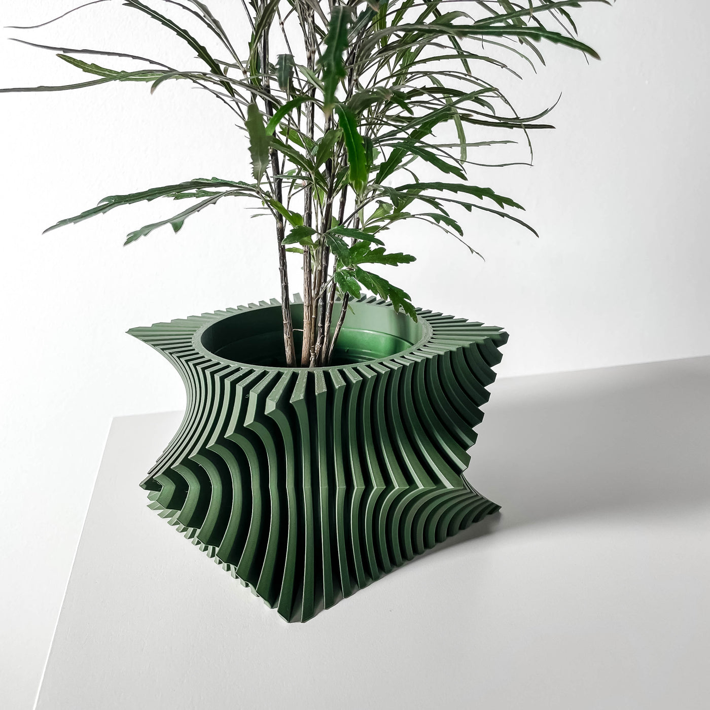 Anio spiral indoor planter, product view 4