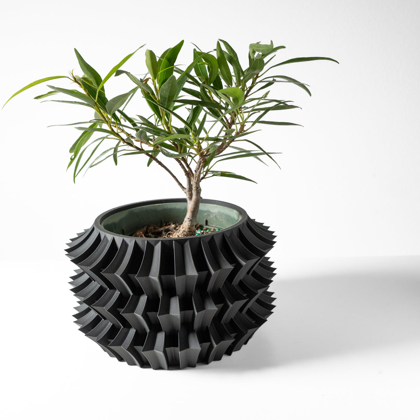 Jori layered indoor planter, product view 3
