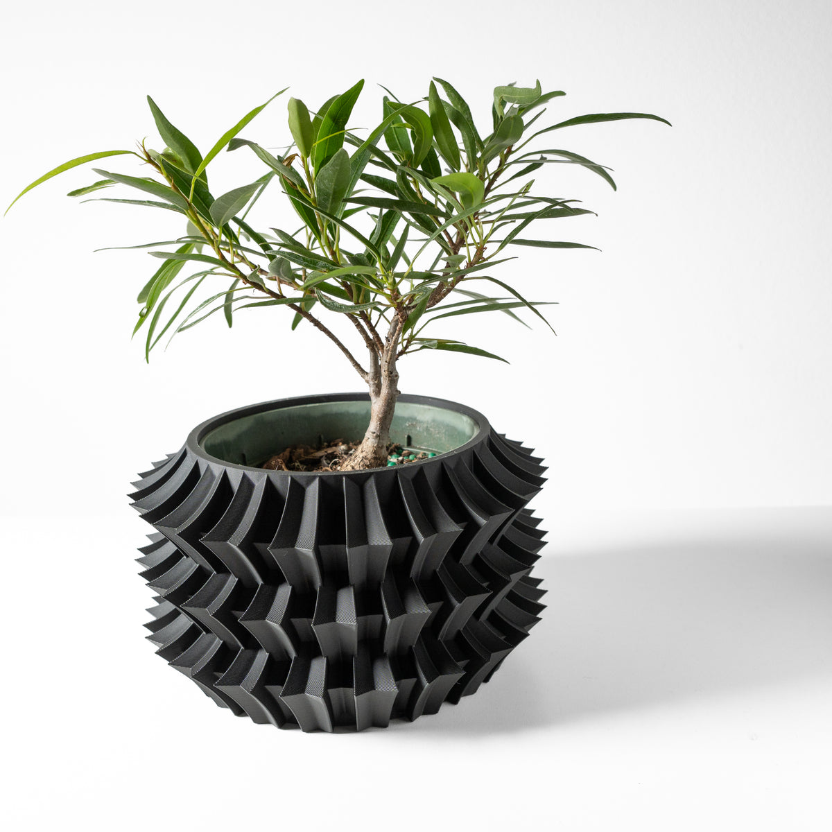 Jori layered indoor planter, product view 3