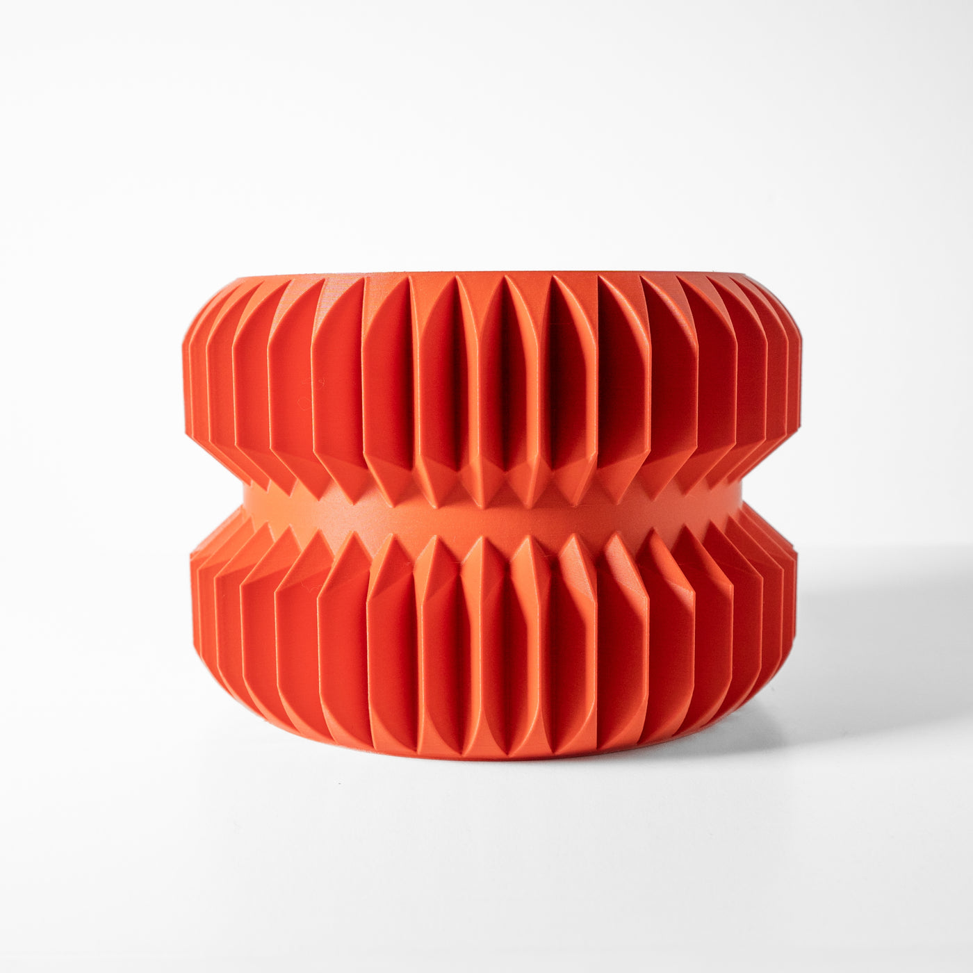 Pilas geometric indoor planter, product view 4