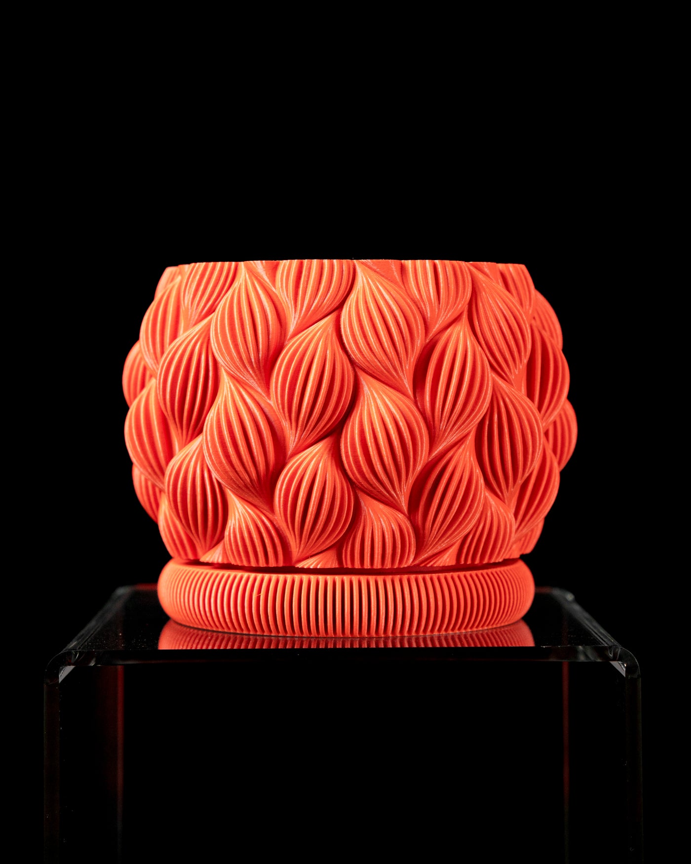 Ripple botanical texture indoor planter, product view 2