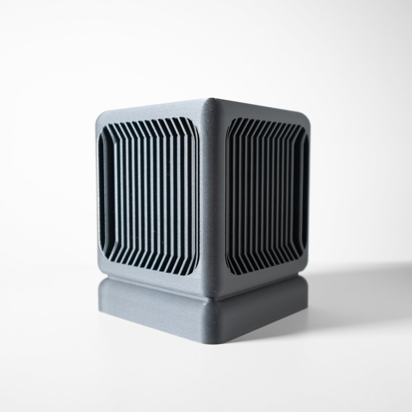Rovo square square indoor planter, product view 4