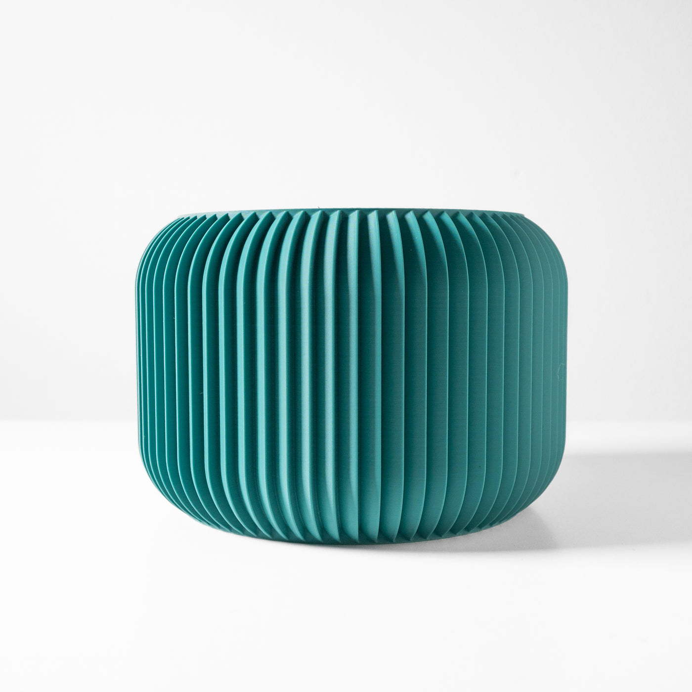Unis ribbed indoor planter, product view 4