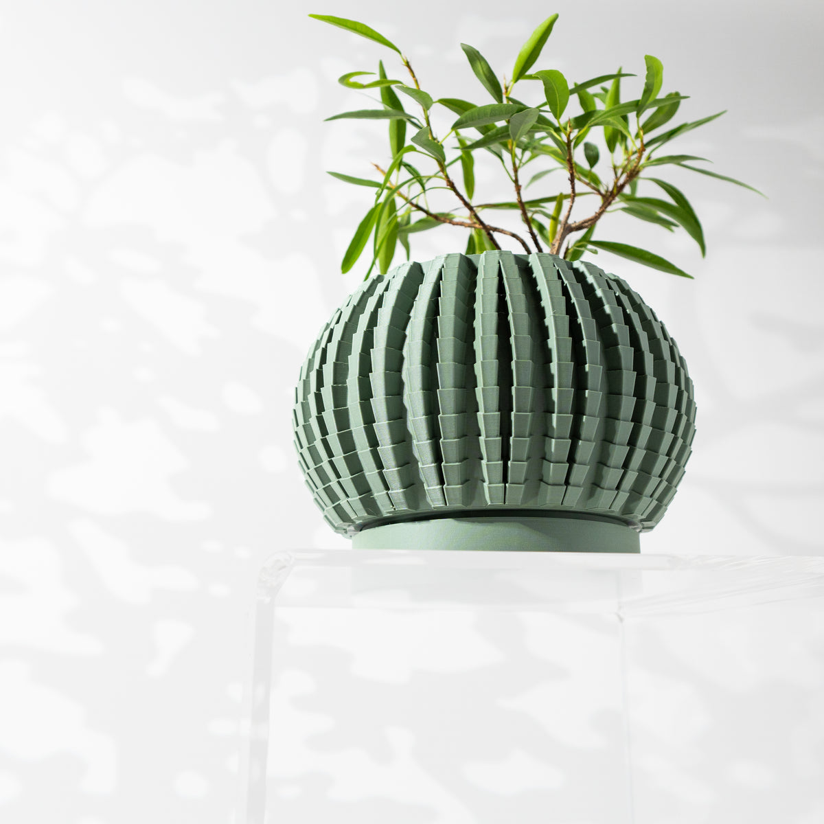 Uralo layered indoor planter, product view 3