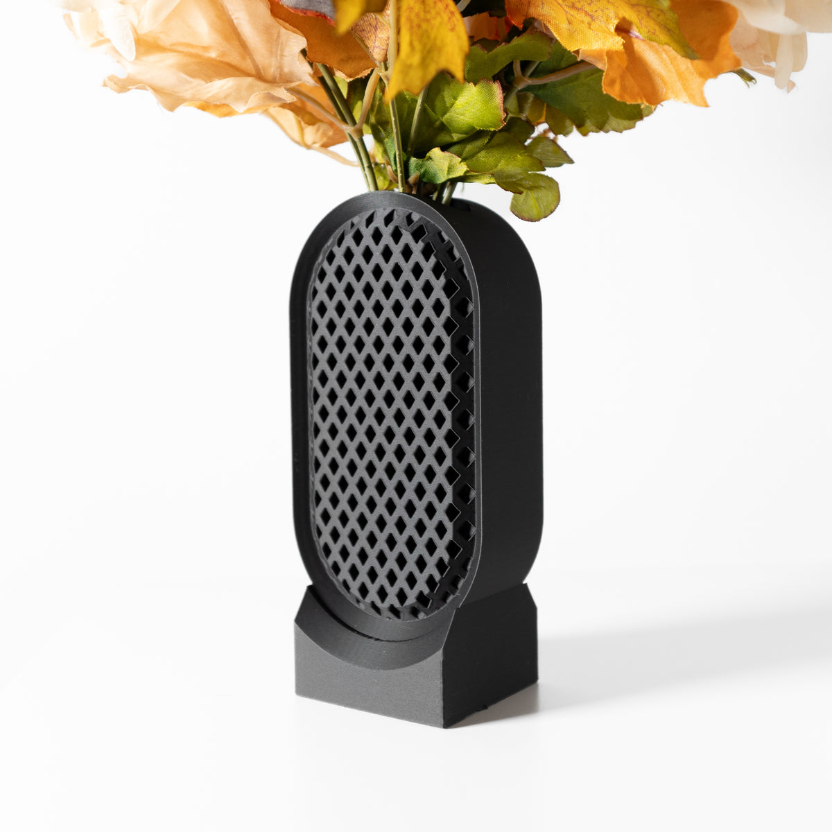 Voson oval lattice vase for flowers, product view 1