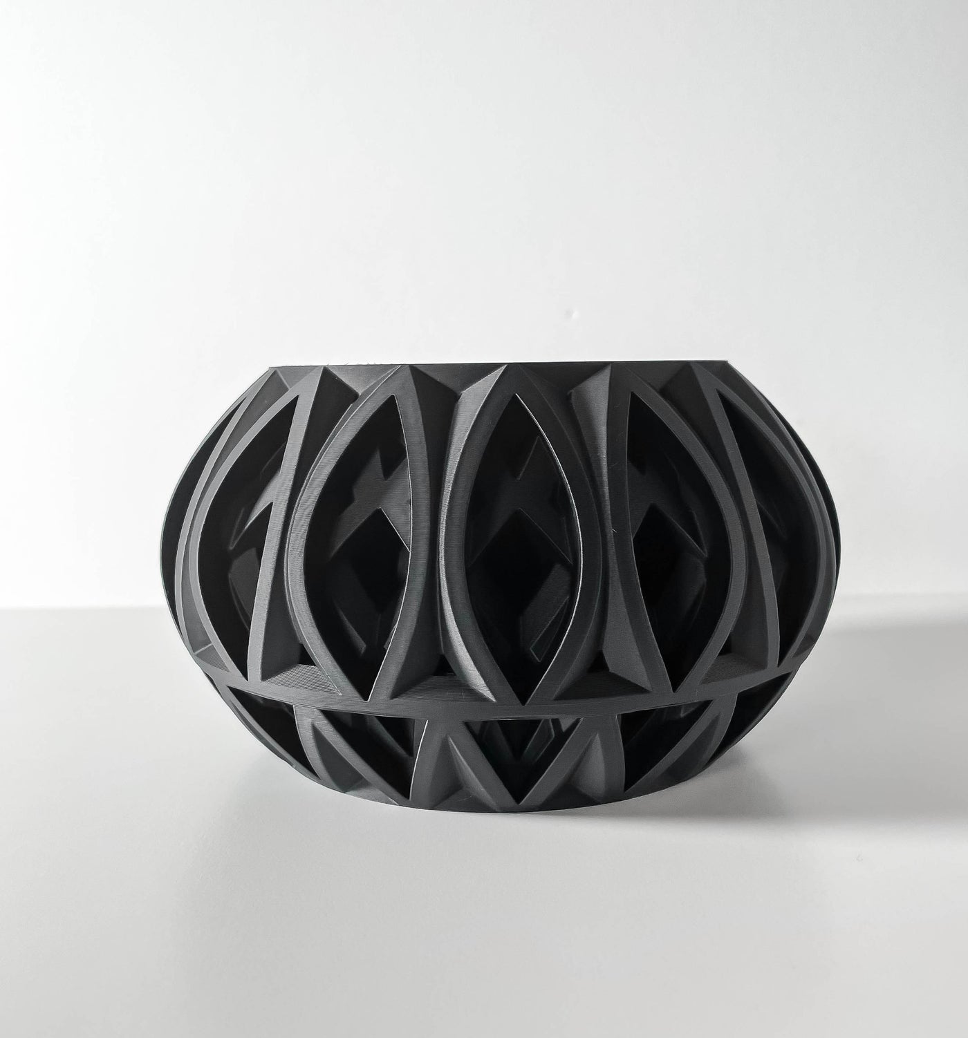 Ando spiral indoor planter, product view 4