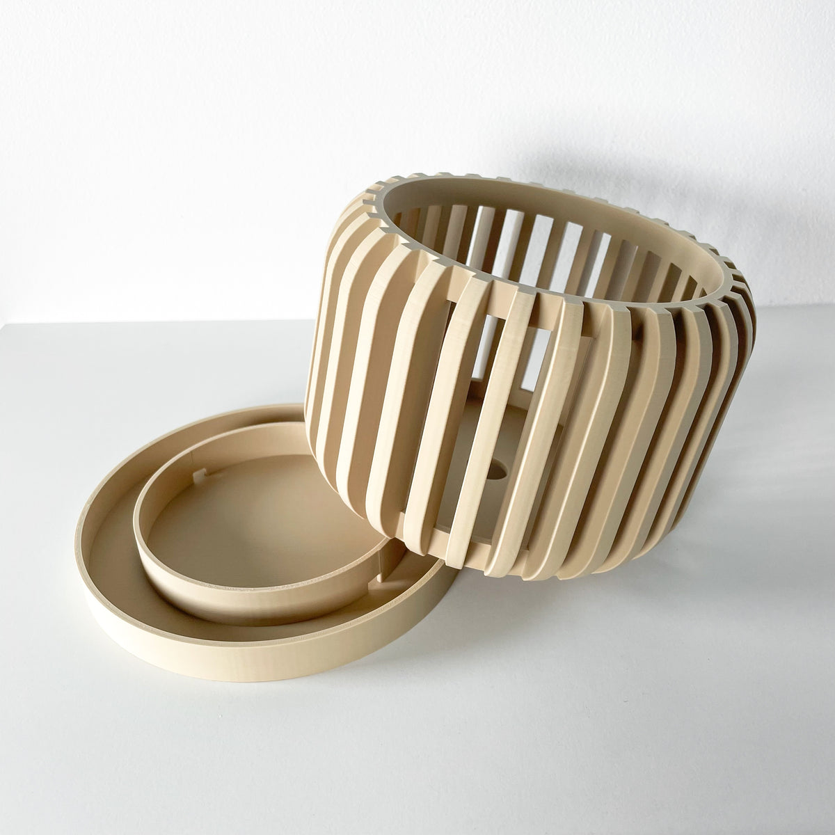 Alden tall vertical slats ventilated orchid pot, top opening view