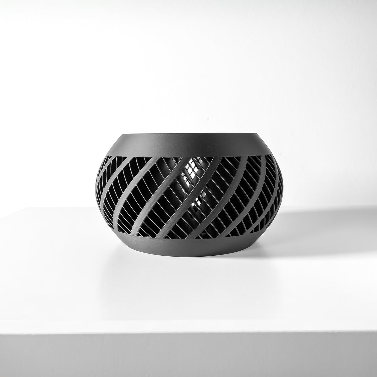 Elvik spiral ribs ventilated orchid pot, indoor display view