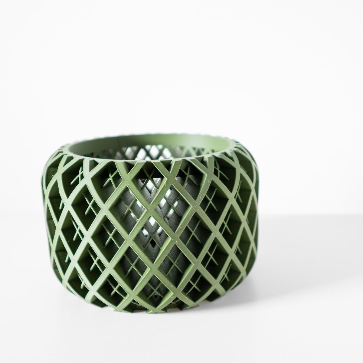 Noro geometric open slats ventilated orchid pot, openwork detail
