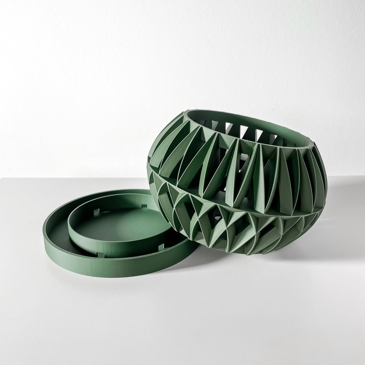 Oku angular lattice ventilated orchid pot, side view