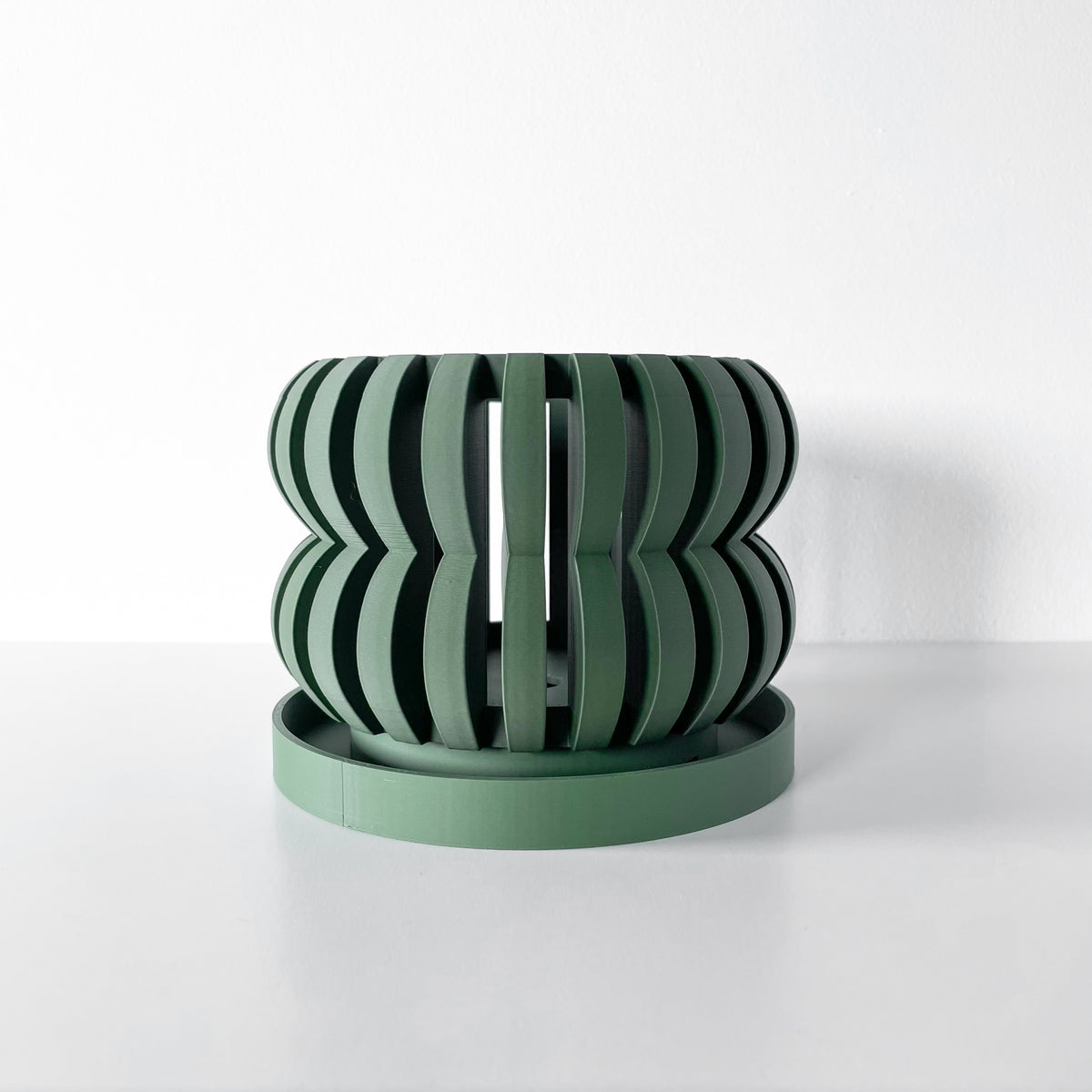 Oli curved openwork ventilated orchid pot, top opening view