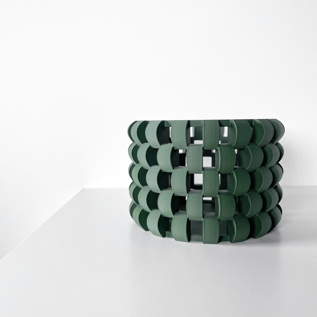 Sinol geometric cutouts ventilated orchid pot, bottom tray view