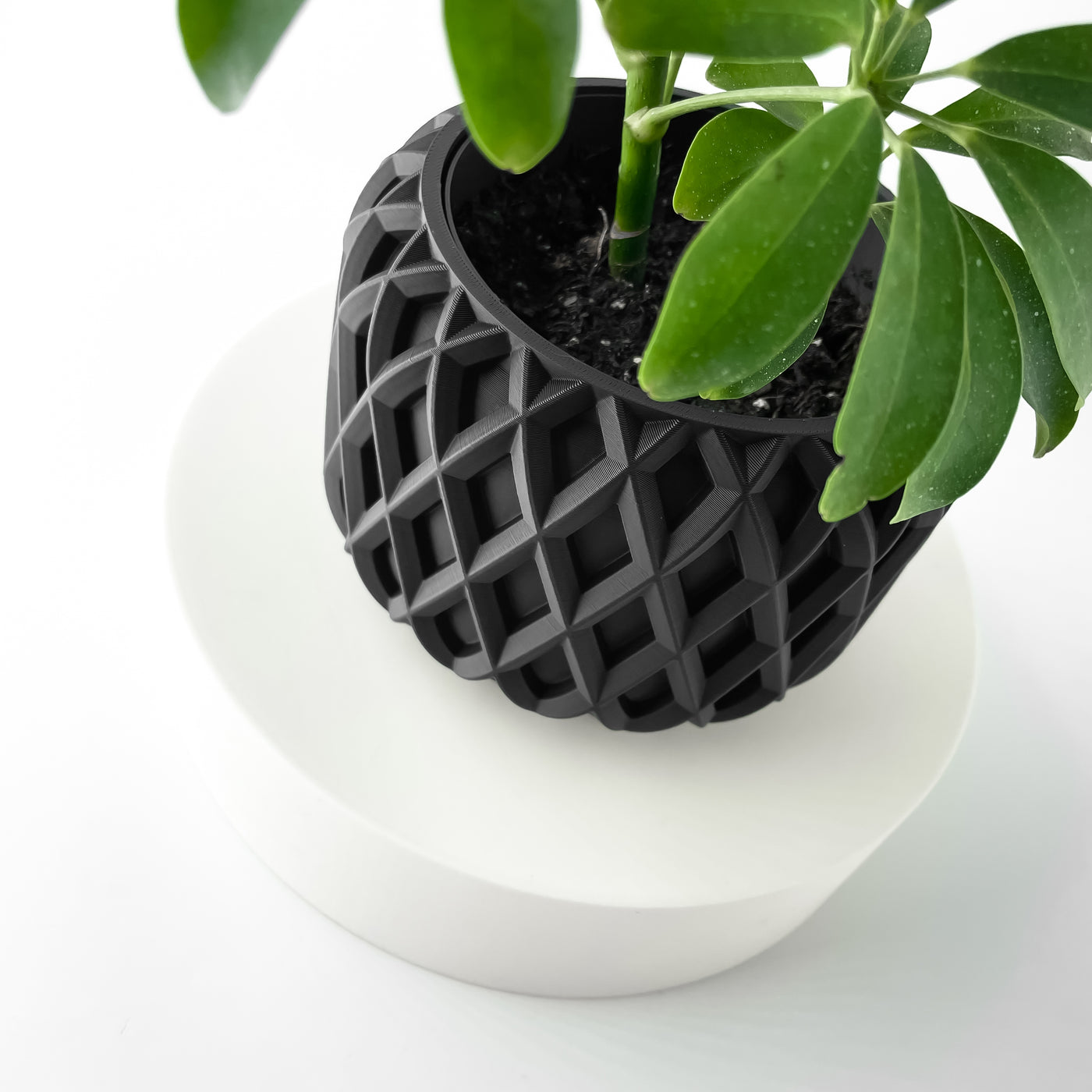 Kinao woven texture indoor planter, product view 4