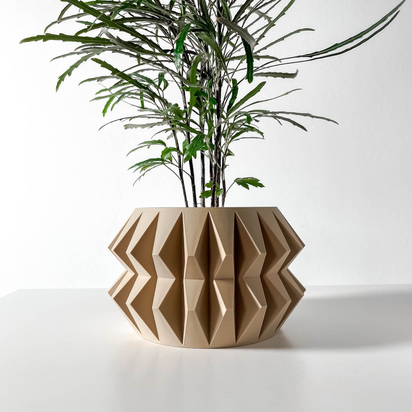 Almin sculptural indoor planter, product view 1