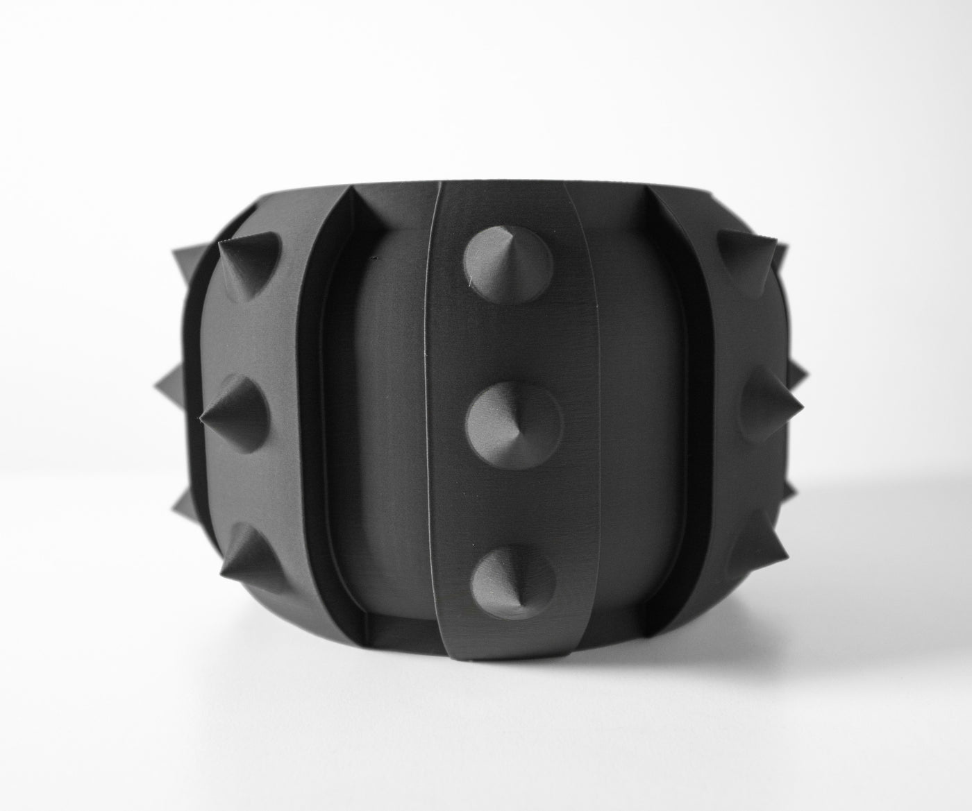 Alver layered indoor planter, product view 4